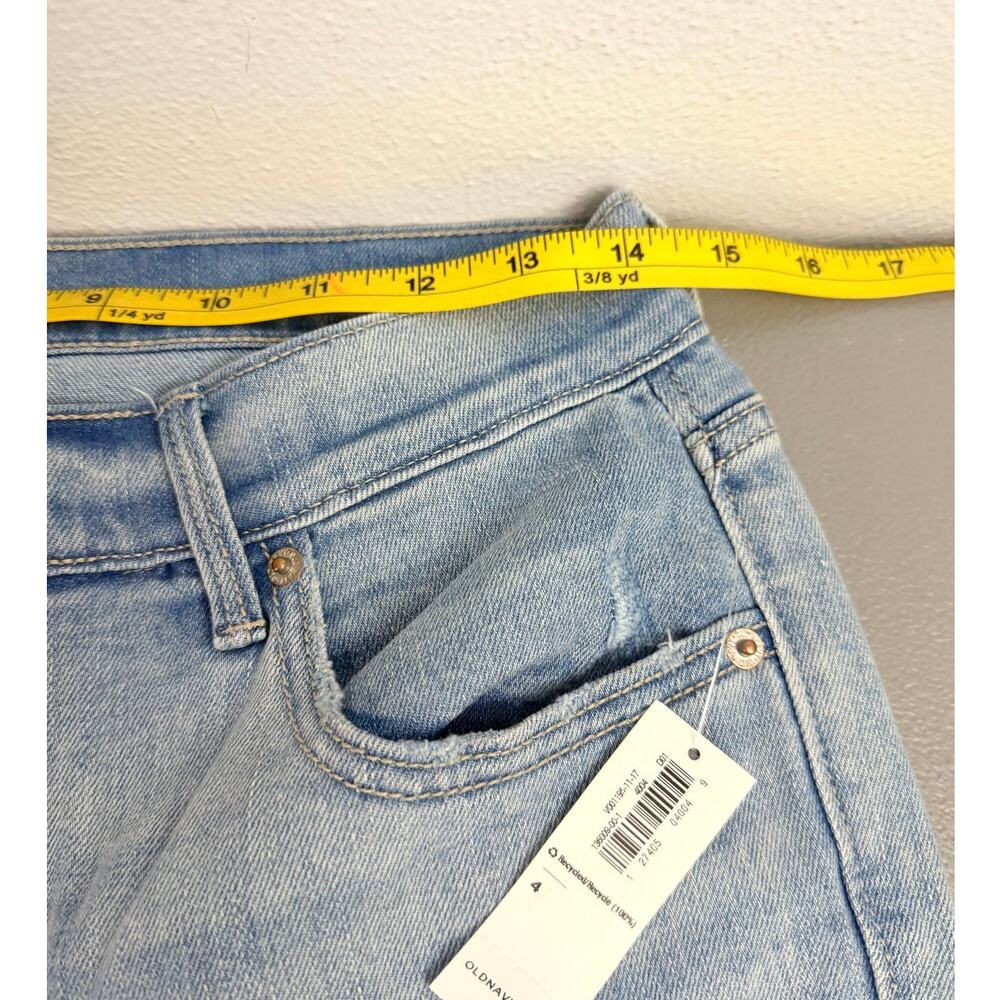 Old Navy Crop Flare Jeans Sz 4 Light Wash Distressed Raw Hem NWT - Picture 4 of 11